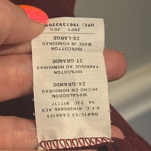 Hanes Burgundy Short Sleeve Tee with Colorful Graphic - Picture 3 of 6